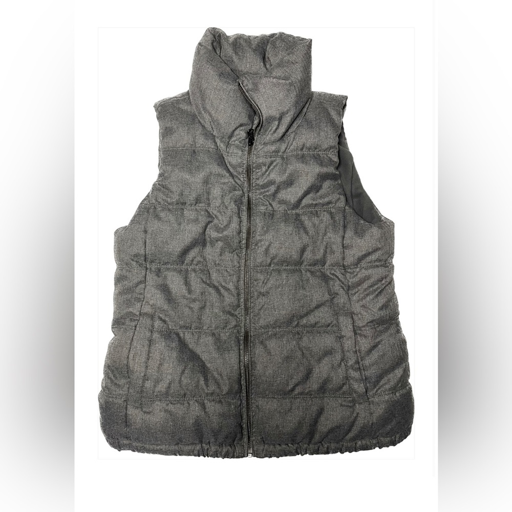 Old Navy Woman’s Puffer Vest